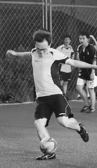 雖然俺是替補，可腳法依然風(fēng)騷