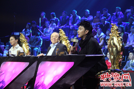李玲玉、楊洪基、林依輪三位明星評委