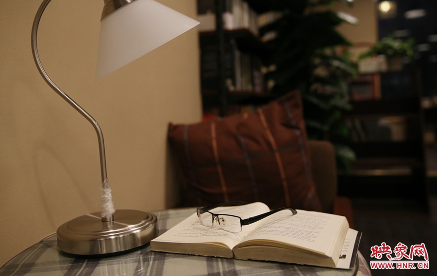 書(shū)店內(nèi)的裝飾。