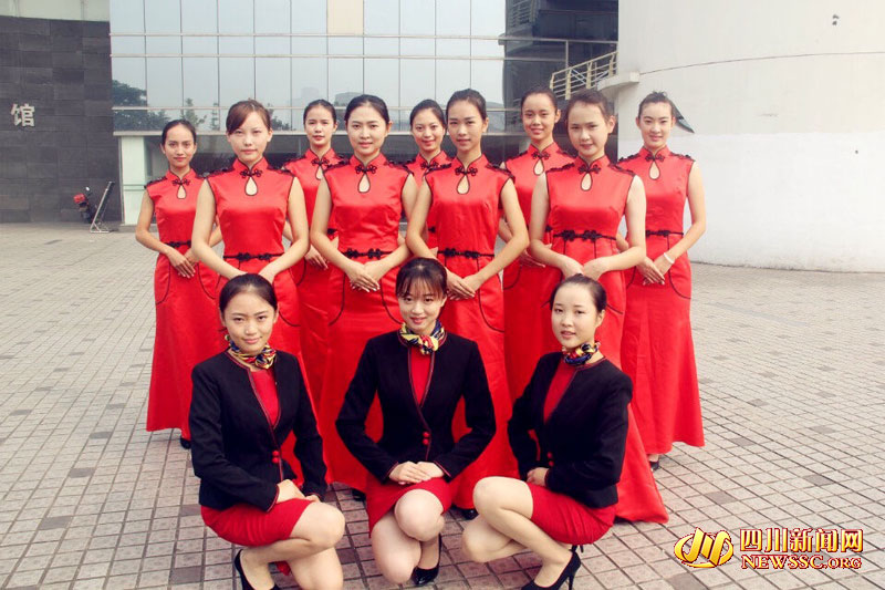 四川高校禮儀隊(duì)哪家強(qiáng) 實(shí)拍四川高校禮儀隊(duì) 四川高校禮儀隊(duì)哪家強(qiáng) 實(shí)拍四川高校禮儀隊(duì)