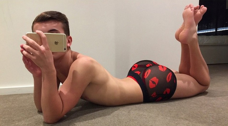 媲美卡戴珊！美少年性感肥臀兜不住