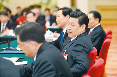 2014年3月9日，習(xí)近平參加十二屆全國(guó)人大二次會(huì)議安徽代表團(tuán)的審議。